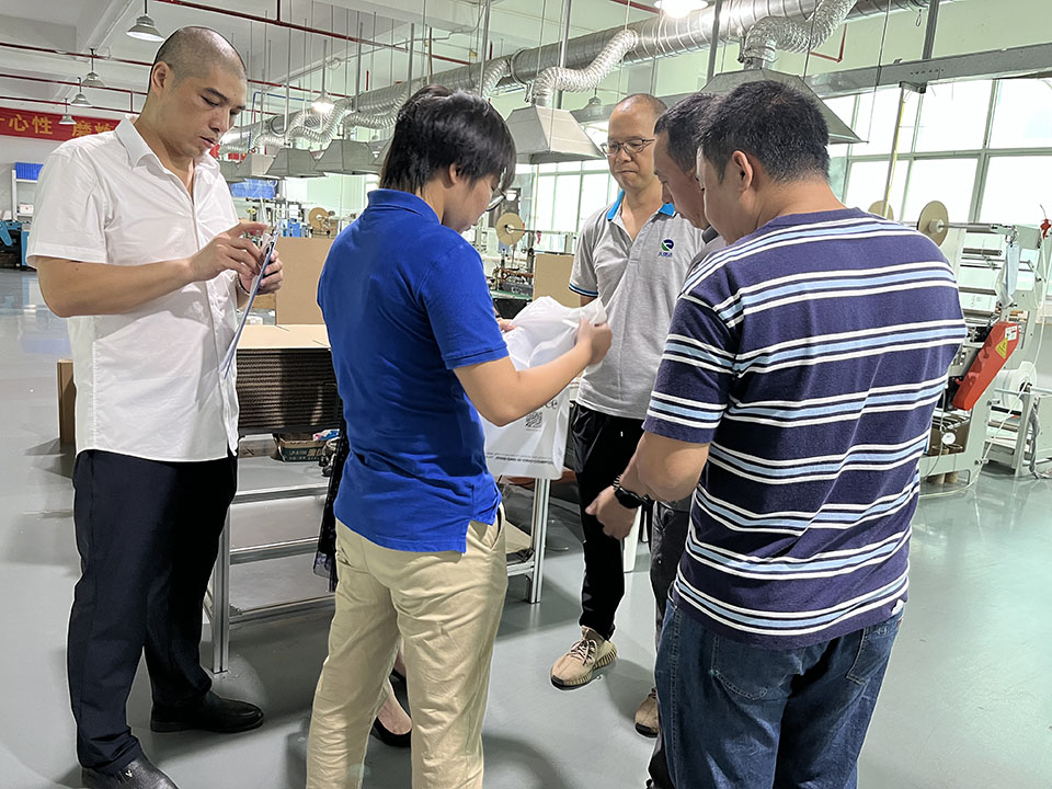 歡迎小米公司最后驗(yàn)廠環(huán)節(jié)！(圖2)